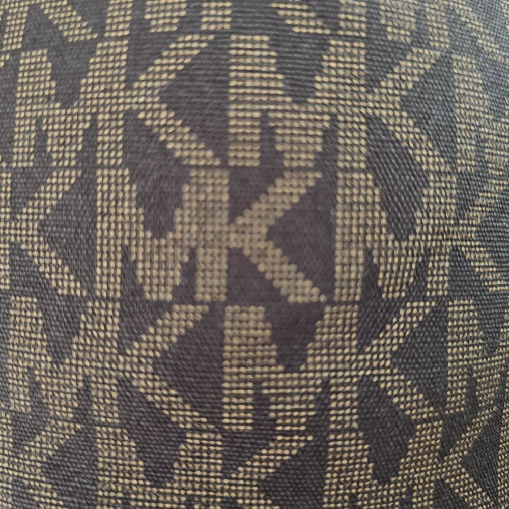 Michael Kors Monogram Cap - Picture 7 of 7